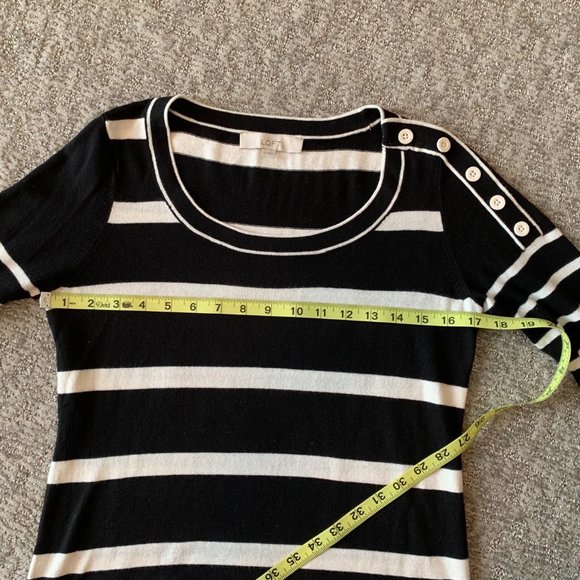 Ann Taylor LOFT Black/Ivory stripe sweater with Button detail - Size Small - Picture 6 of 8
